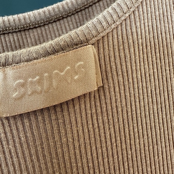 SKIMS Soft Lounge Long Slip Dress - Picture 3 of 4